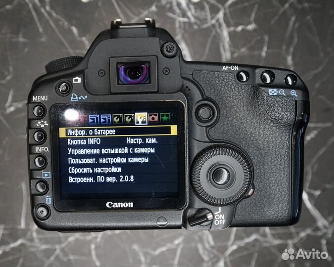 Зеркальный фотоапарат Canon 5d mark ll