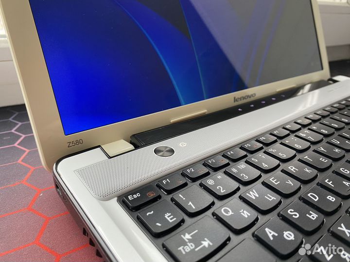 Игровой ноутбук Lenovo