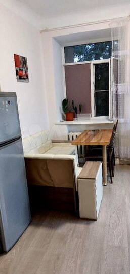 1-к. квартира, 42 м², 1/3 эт.