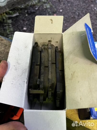 Колодки тормозные передние mazda CX-5