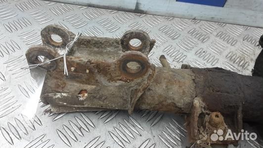 Стойка передняя левая volvo XC70 1 (CML31K501)