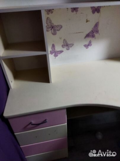 Компьютерный стол