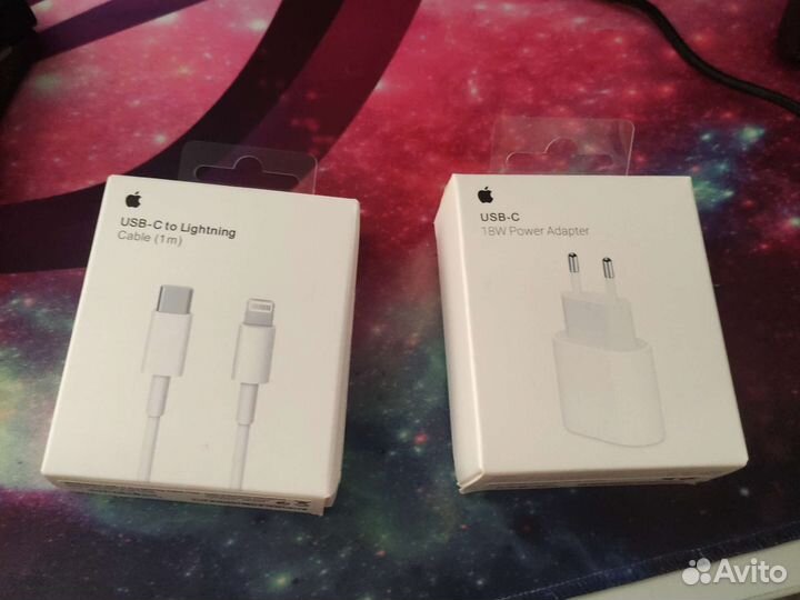 Зарядное устройство для iPhone