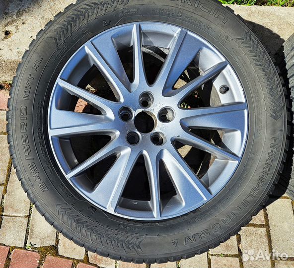 Литые диски с резиной R19 для Тойоты Хайлендер