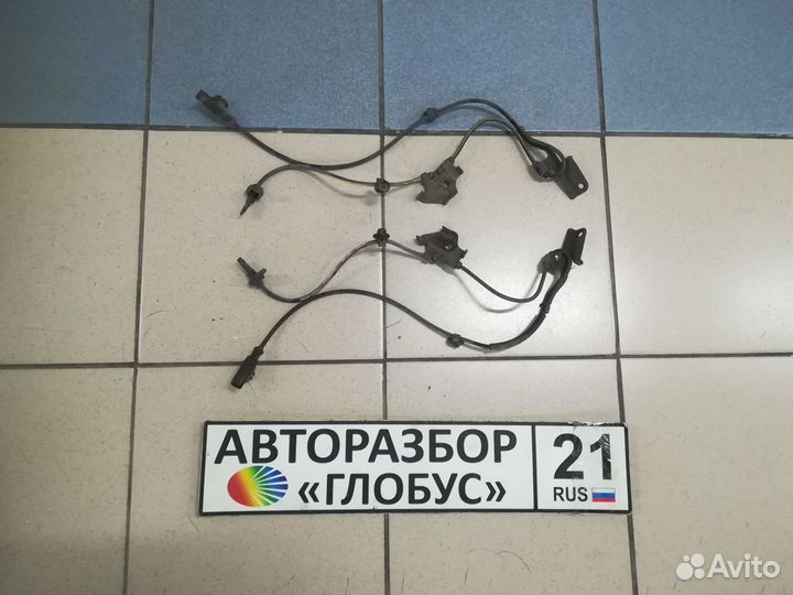 Датчик ABS передний Тойота королла е 180
