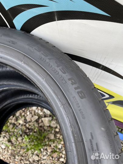 Pirelli Cinturato P7 new 235/45 R18