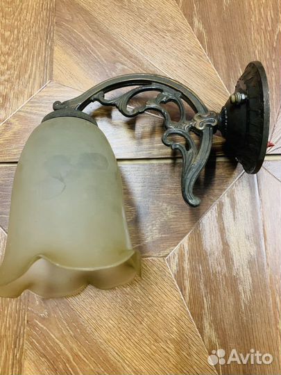 Светильник настенный