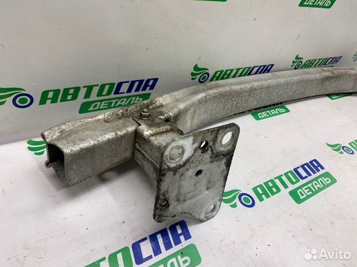 Усилитель бампера передний Renault Scenic минивэн