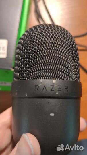 Микрофон Razer Seiren Mini