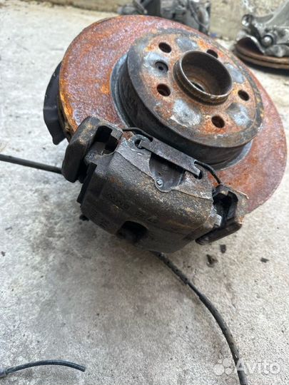 Ступица передняя правая Bmw X3 E83 N47D20A 2009