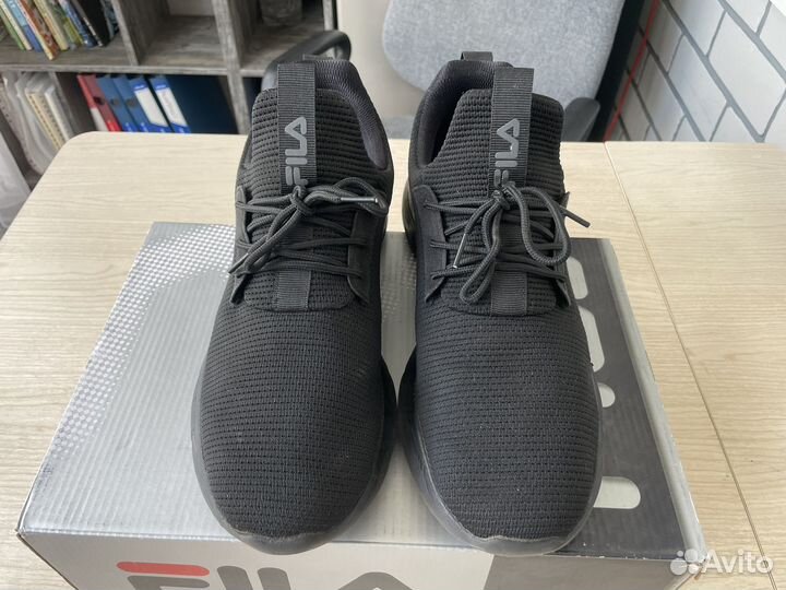 Кроссовки Fila 45