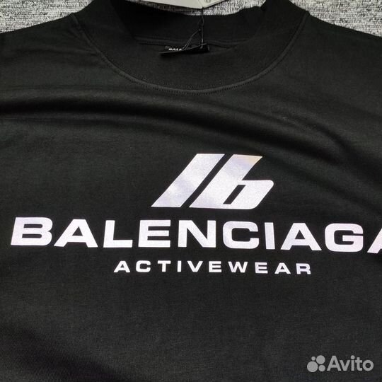 Футболка Balenciaga женская