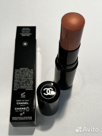 Chanel хайлайтер стик розовый