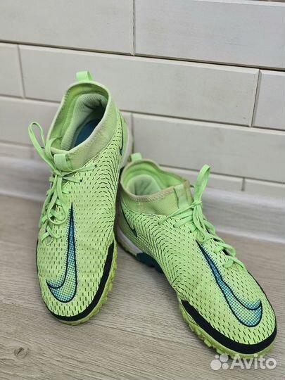 Бутсы Nike оригинал 36.5 р