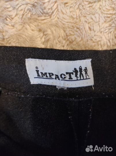 Плотные прямые брюки со стрелками 46-48 размера