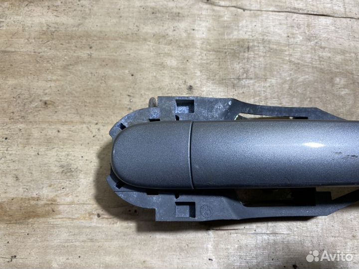 Ручка наружная Volkswagen Passat B5+ R160
