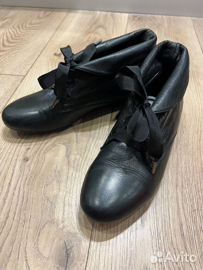Ботинки женские кожанные 37 размер