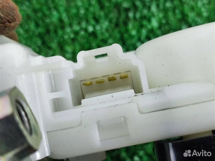 Замок крышки багажника Subaru Legacy/ Outback BM