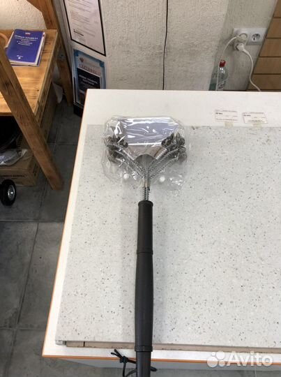 Щетка для чистки гриля со скребкомм