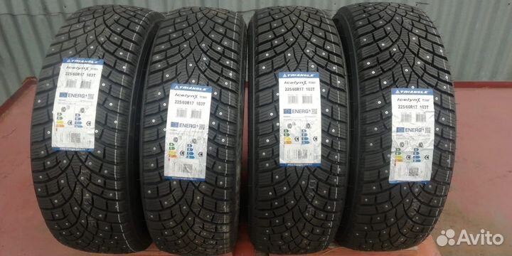 Triangle IcelynX TI501 225/60 R17