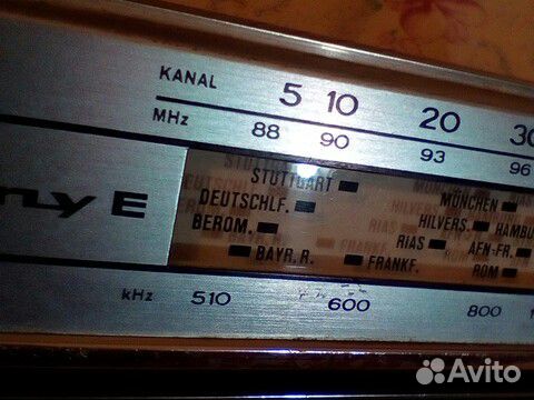 Радиоприемники Schaub Tiny E Germany / Sokol 310