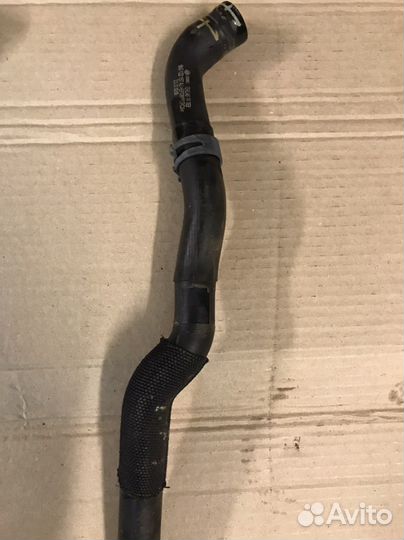 Патрубок системы охлаждения VW Tiguan