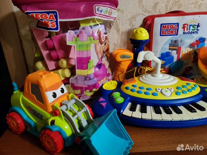Развивающие игрушки