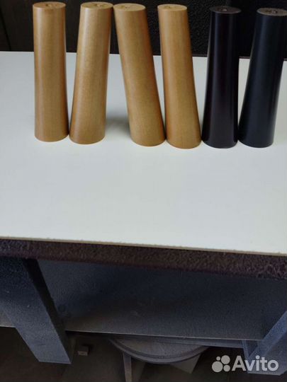 Деревянные опоры из дерева