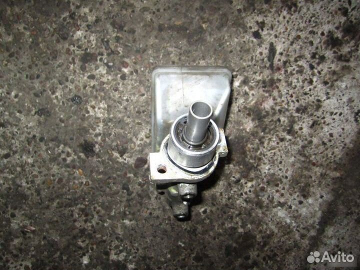 Главный тормозной цилиндр Ford Escort 1996-2000