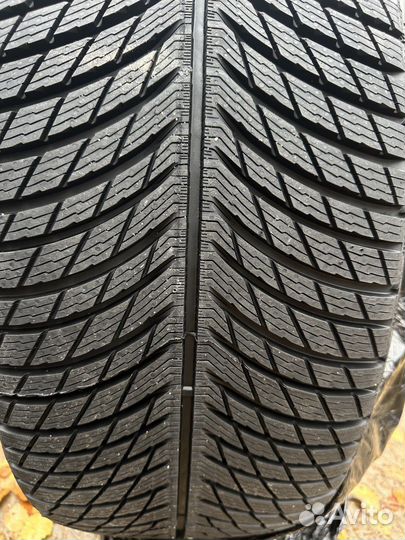 Michelin Pilot Alpin 5 SUV 285/40 R23 111V