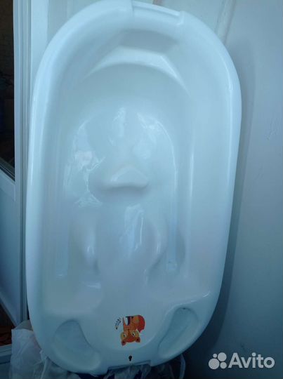 Ванночка для купания с анатомической горкой