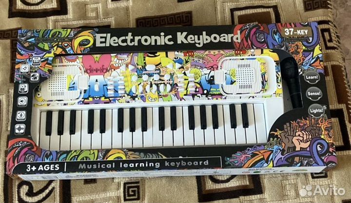 Детский синтезатор с микрофоном