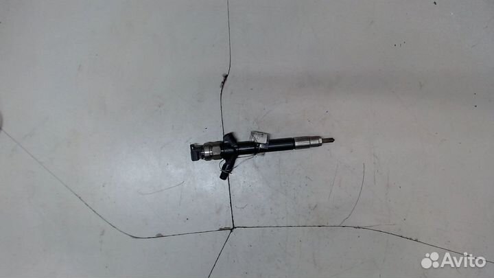 Форсунка топливная Toyota Avensis 2, 2006