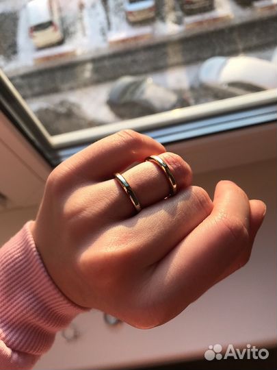 Кольцо (бижутерия)