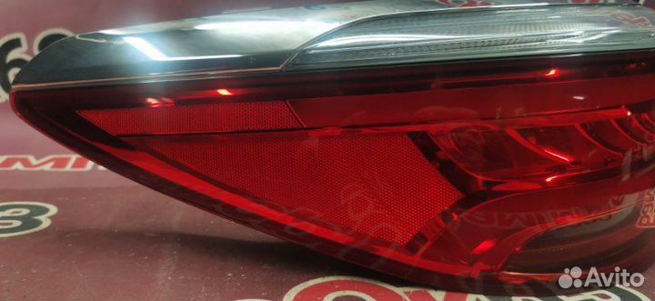 Фонарь Kia Quoris 2015 задн. лев. (б/у)