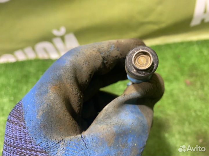 Форсунка топливная Toyota Yaris 1SZ-FE 2003