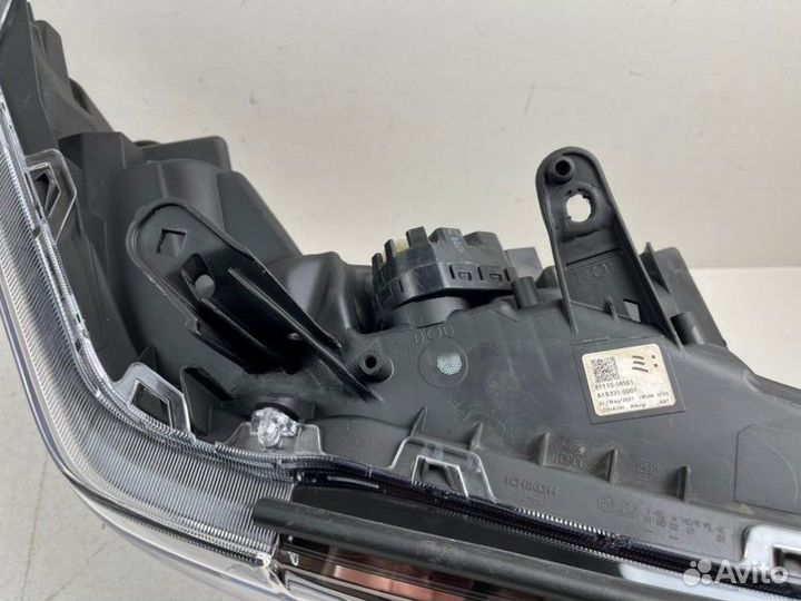 Фара правая Toyota Alphard 3 2017-2023