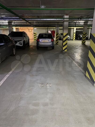 Машиноместо, 19 м²