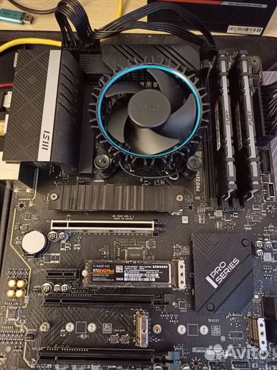 Материнская плата z690