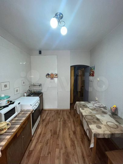 2-к. квартира, 74 м², 1/9 эт.