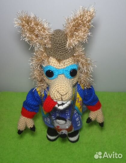 Мягкая вязаная игрушка Лама из шоу Маска на заказ