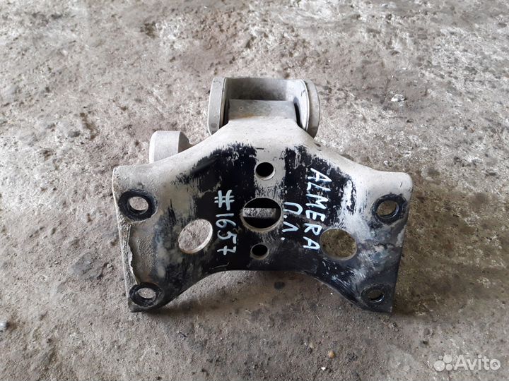 Крепление (подушка) двигателя Nissan Almera