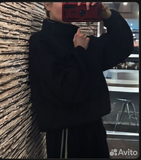 Новая толстовка худи с горлышком на молнии