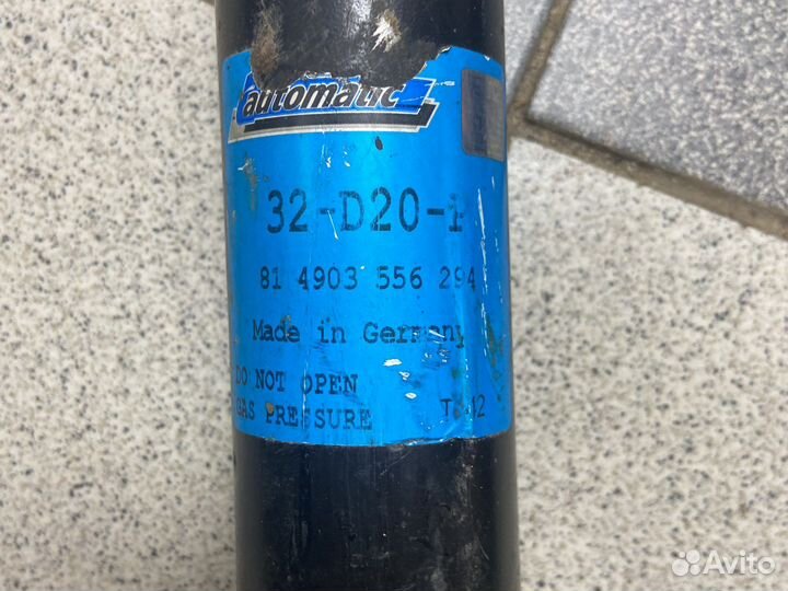 Задние амортизаторы audi A8 d2 boge 321D20p