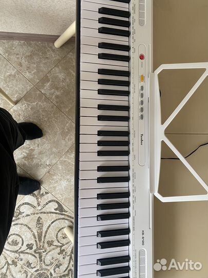 Синтезатор новый