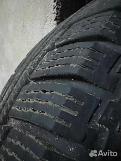 Nokian Tyres Hakkapeliitta R SUV 225/65 R17 106R
