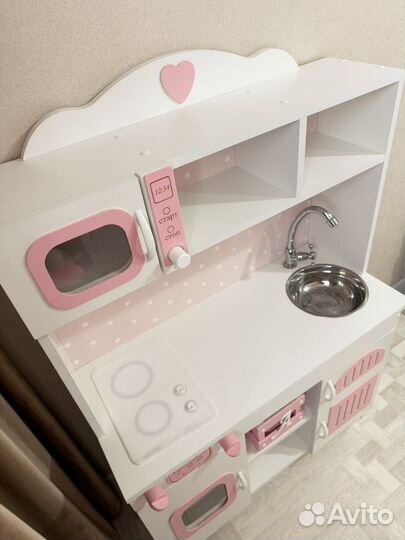 Детская игровая кухня деревянная