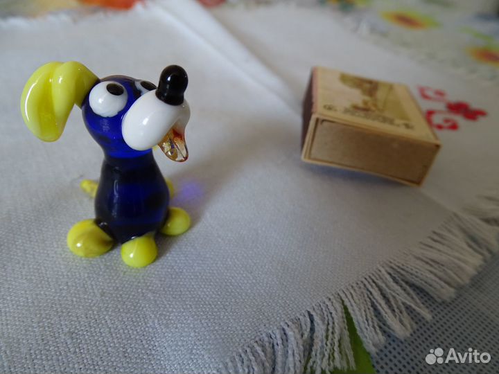 Статуэтки из стекла