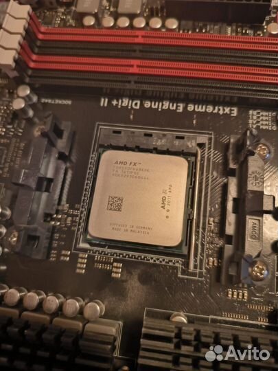 FX-9590 + Crosshair Formula-Z +HyperX DDR3 1866MHz