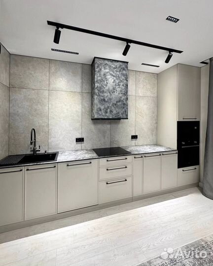 Кухонный гарнитур в современном стиле